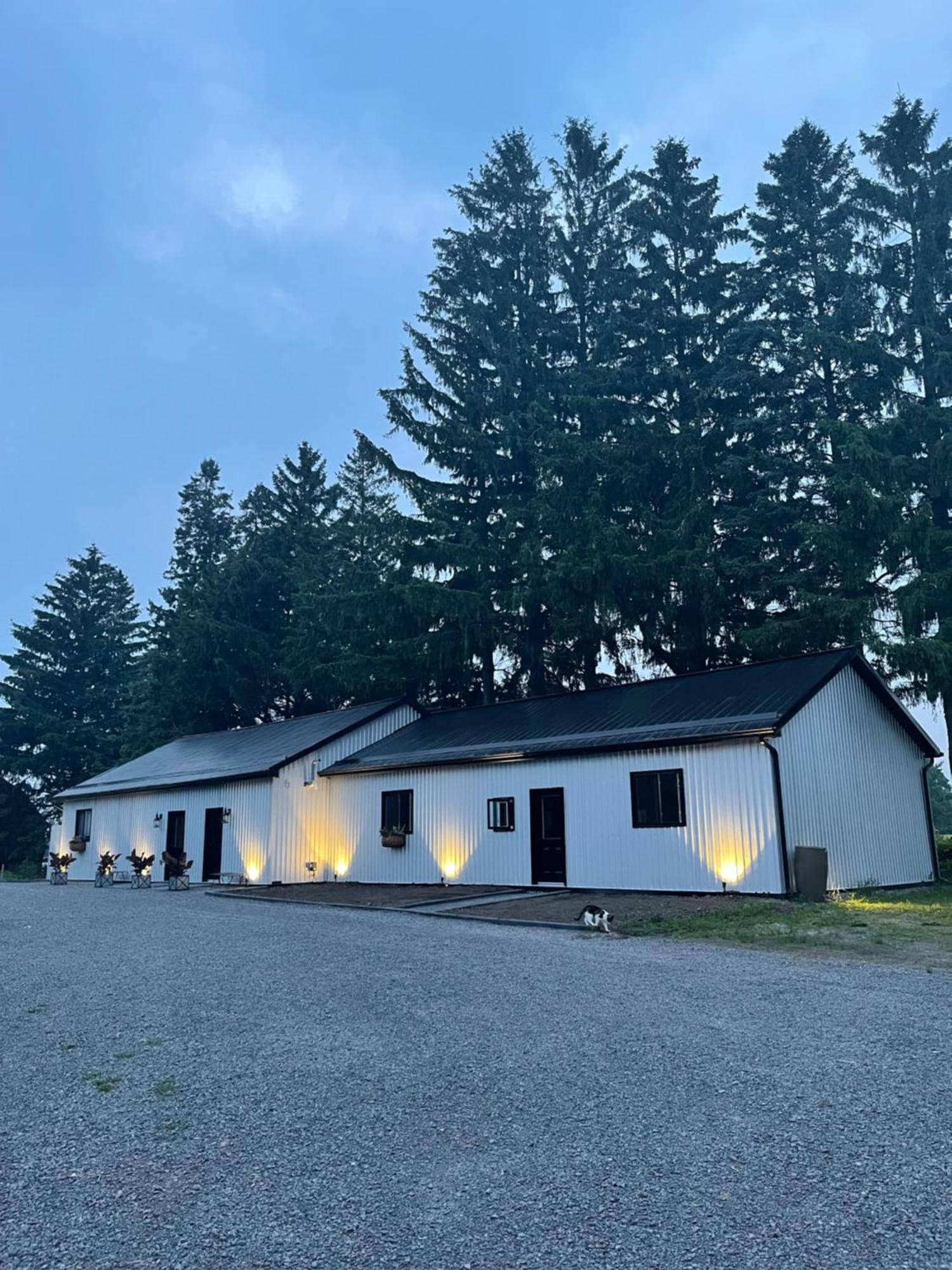 The Barns Of Brighton Near Prince Edward County Buitenkant foto